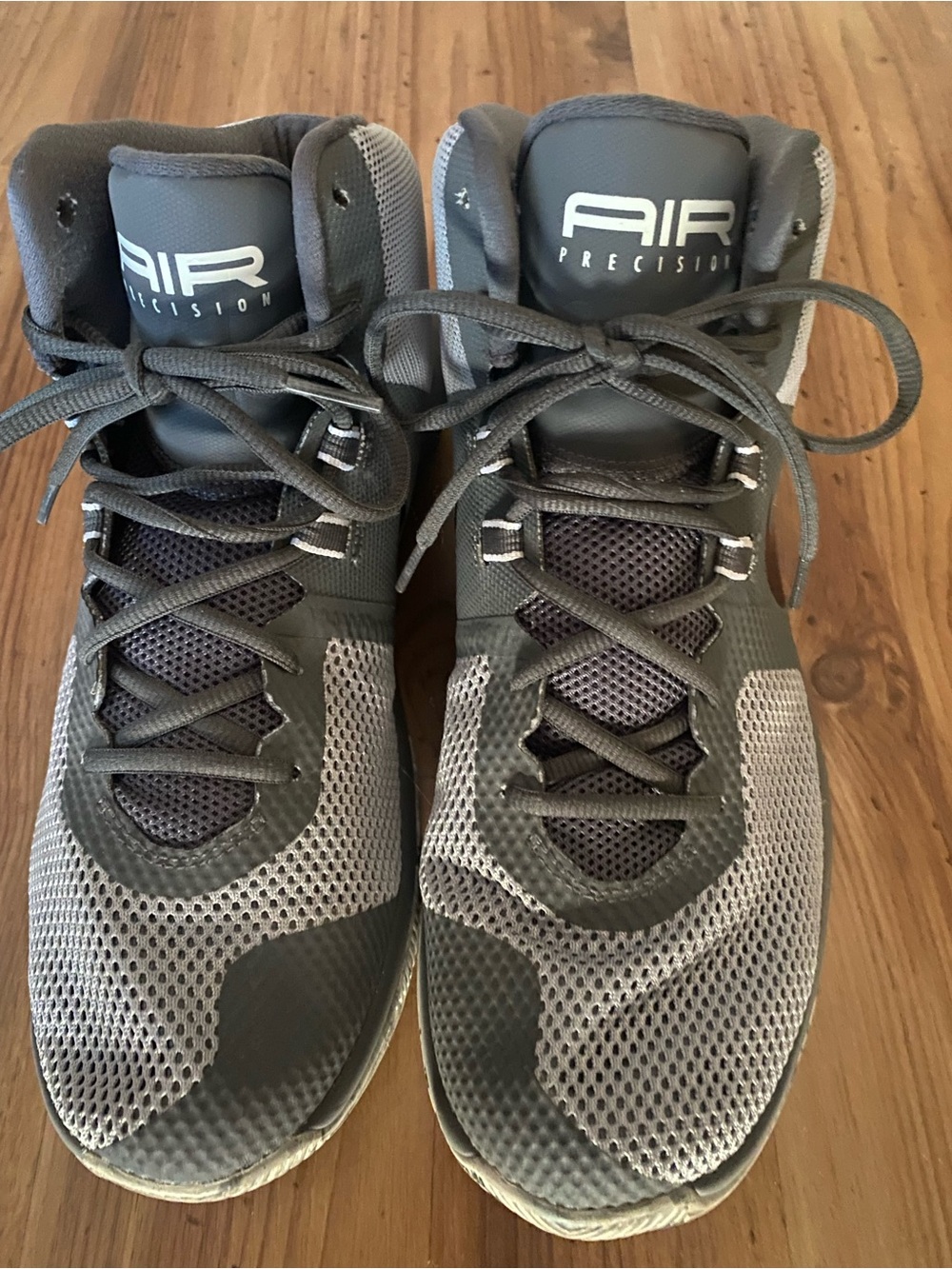 Nike Air Precision
Men’s Gray and Dark Gray Athletic Basketball Shoes - Picture 2 of 7